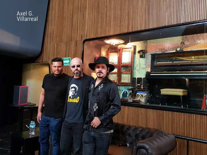 18622379_940162492793474_1506872588488889091_n